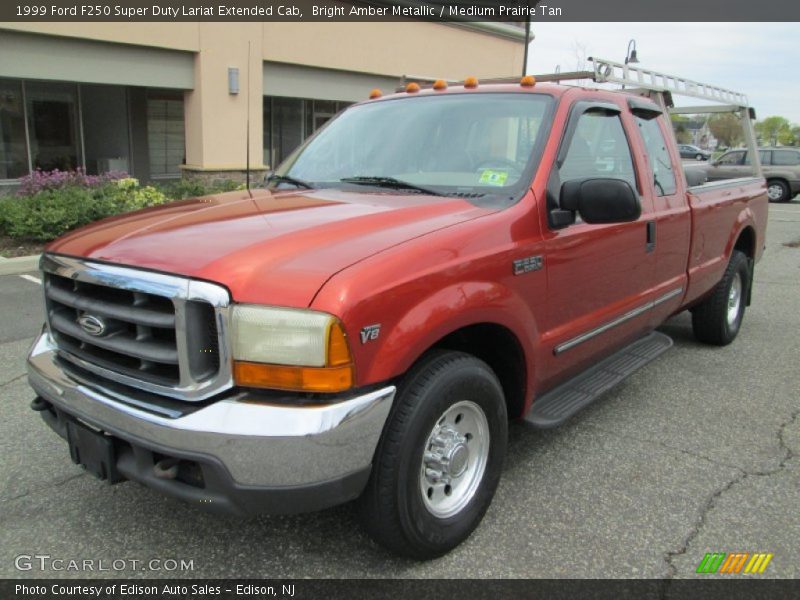 Front 3/4 View of 1999 F250 Super Duty Lariat Extended Cab