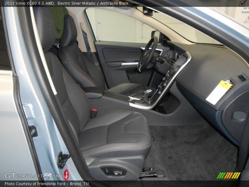 Electric Silver Metallic / Anthracite Black 2013 Volvo XC60 3.2 AWD