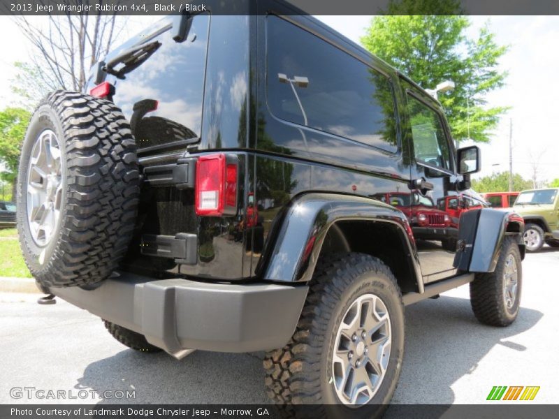 Black / Black 2013 Jeep Wrangler Rubicon 4x4