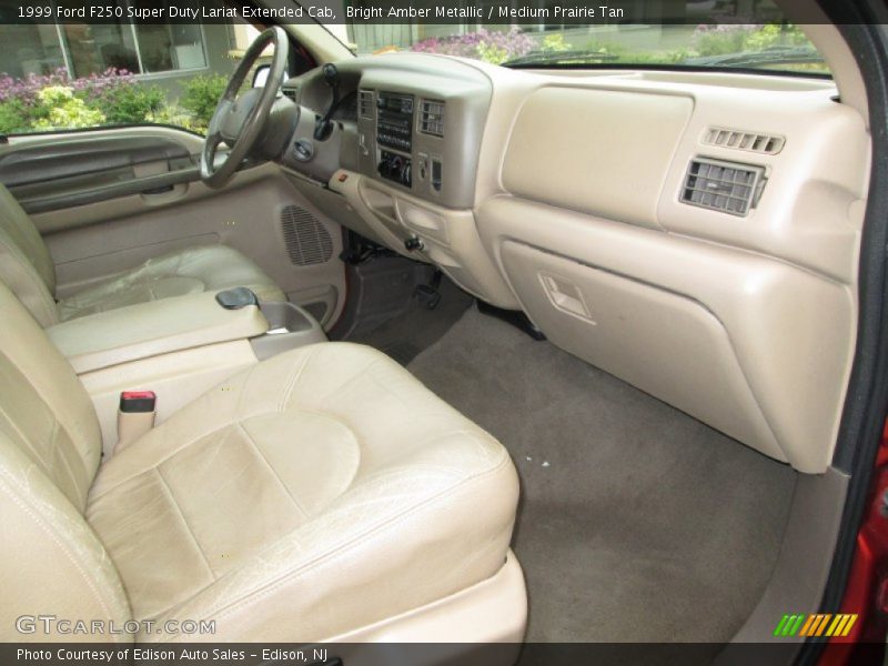Dashboard of 1999 F250 Super Duty Lariat Extended Cab