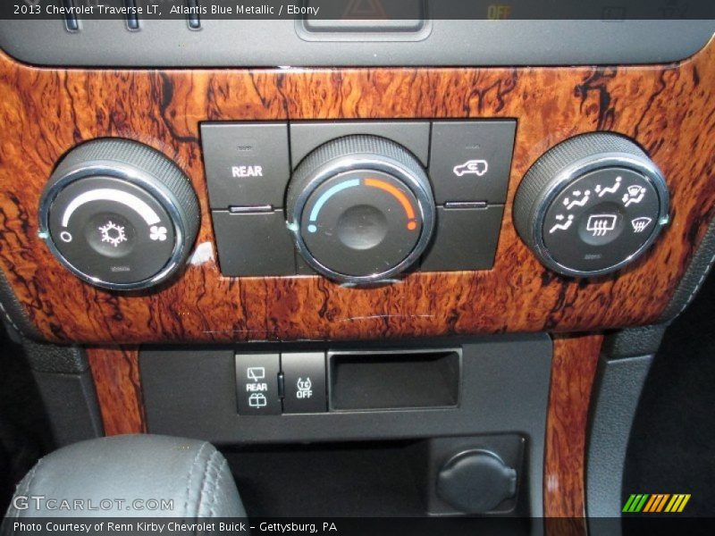 Atlantis Blue Metallic / Ebony 2013 Chevrolet Traverse LT