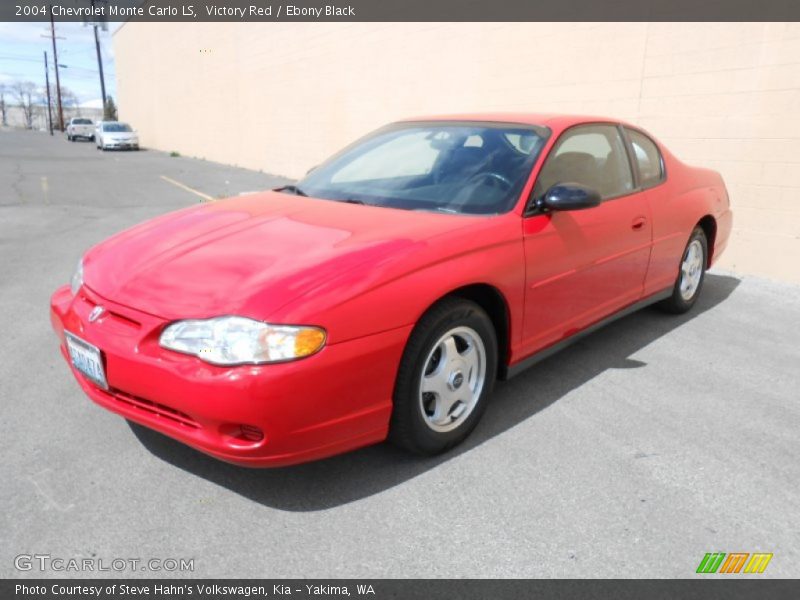 Victory Red / Ebony Black 2004 Chevrolet Monte Carlo LS