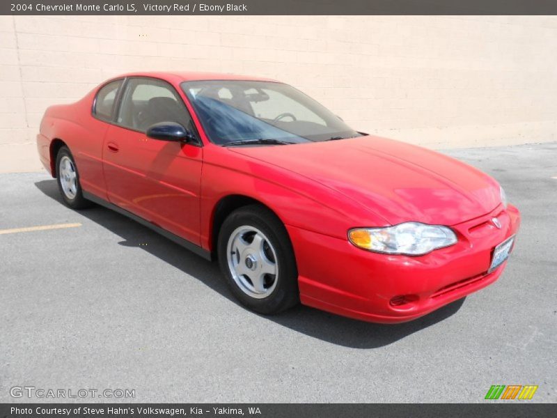 Victory Red / Ebony Black 2004 Chevrolet Monte Carlo LS