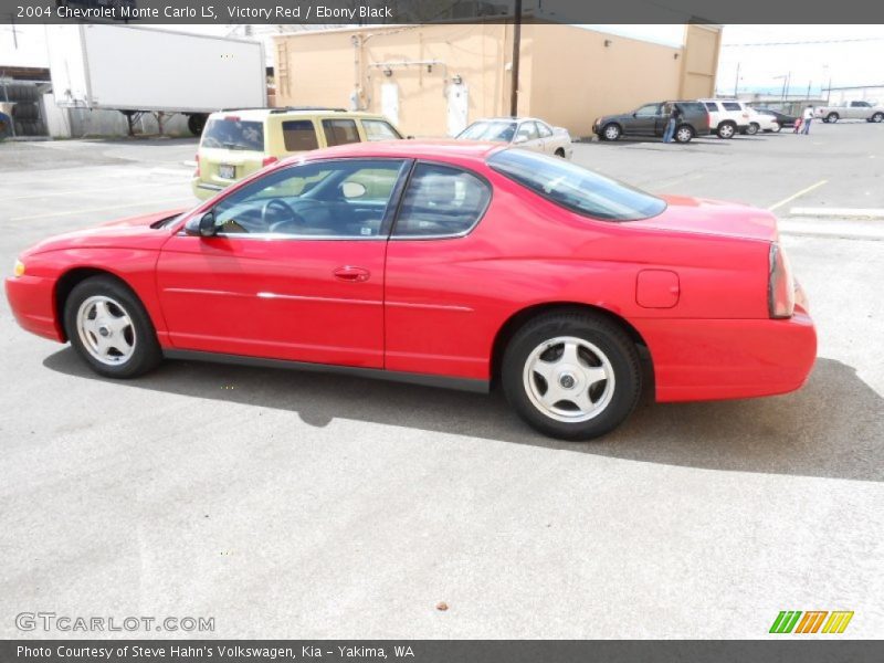 Victory Red / Ebony Black 2004 Chevrolet Monte Carlo LS