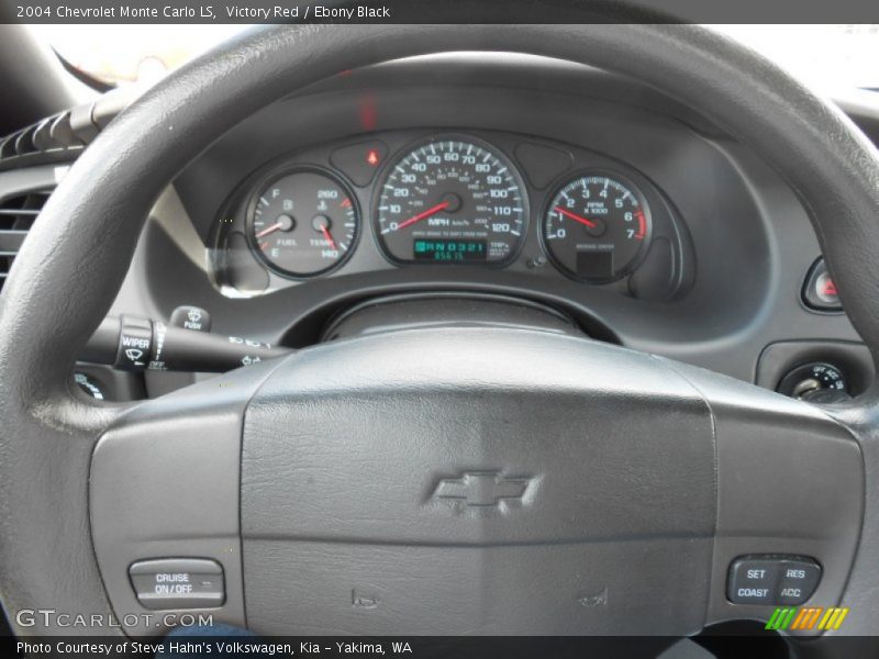 Victory Red / Ebony Black 2004 Chevrolet Monte Carlo LS