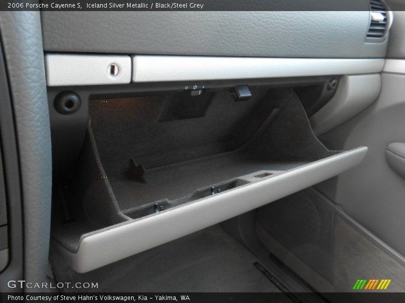 Iceland Silver Metallic / Black/Steel Grey 2006 Porsche Cayenne S