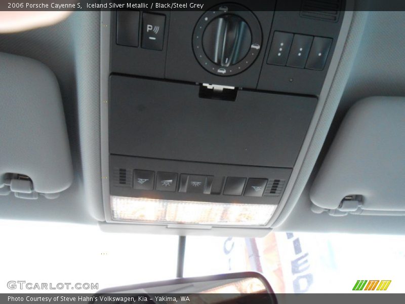 Iceland Silver Metallic / Black/Steel Grey 2006 Porsche Cayenne S