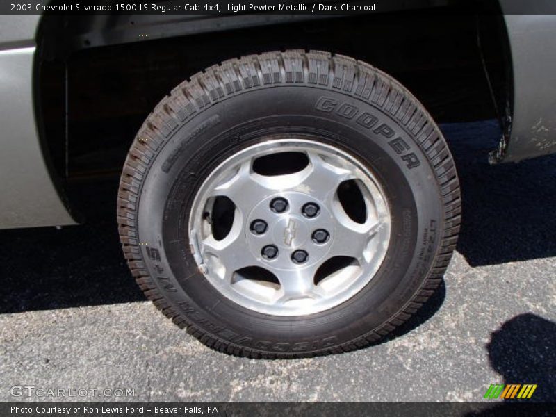 Light Pewter Metallic / Dark Charcoal 2003 Chevrolet Silverado 1500 LS Regular Cab 4x4