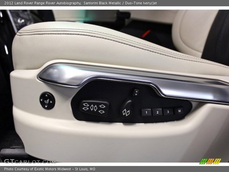 Front Seat of 2012 Range Rover Autobiography