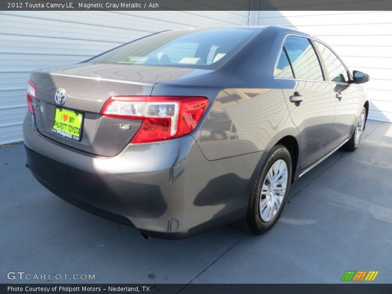Magnetic Gray Metallic / Ash 2012 Toyota Camry LE