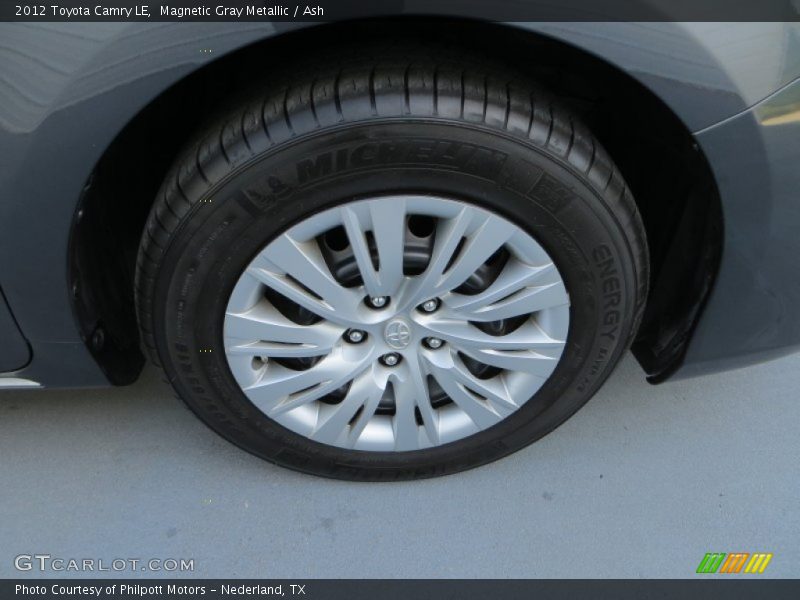 Magnetic Gray Metallic / Ash 2012 Toyota Camry LE