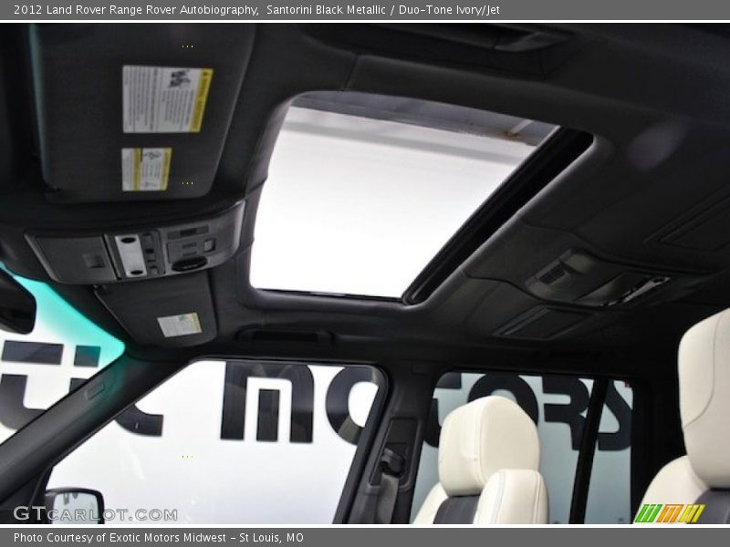 Sunroof of 2012 Range Rover Autobiography