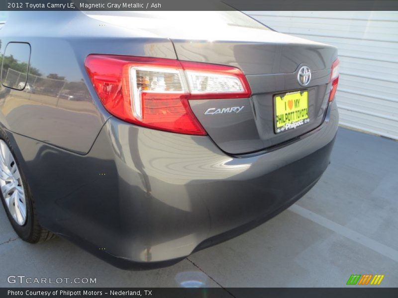 Magnetic Gray Metallic / Ash 2012 Toyota Camry LE