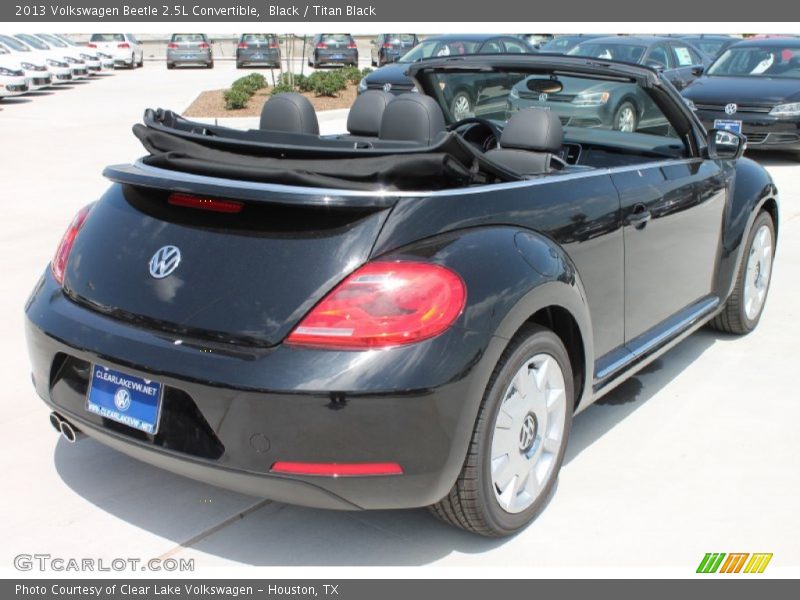 Black / Titan Black 2013 Volkswagen Beetle 2.5L Convertible