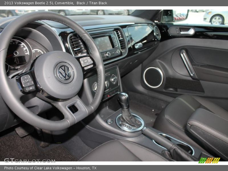 Black / Titan Black 2013 Volkswagen Beetle 2.5L Convertible