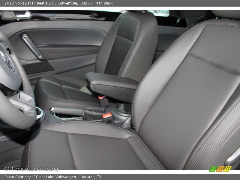 Black / Titan Black 2013 Volkswagen Beetle 2.5L Convertible