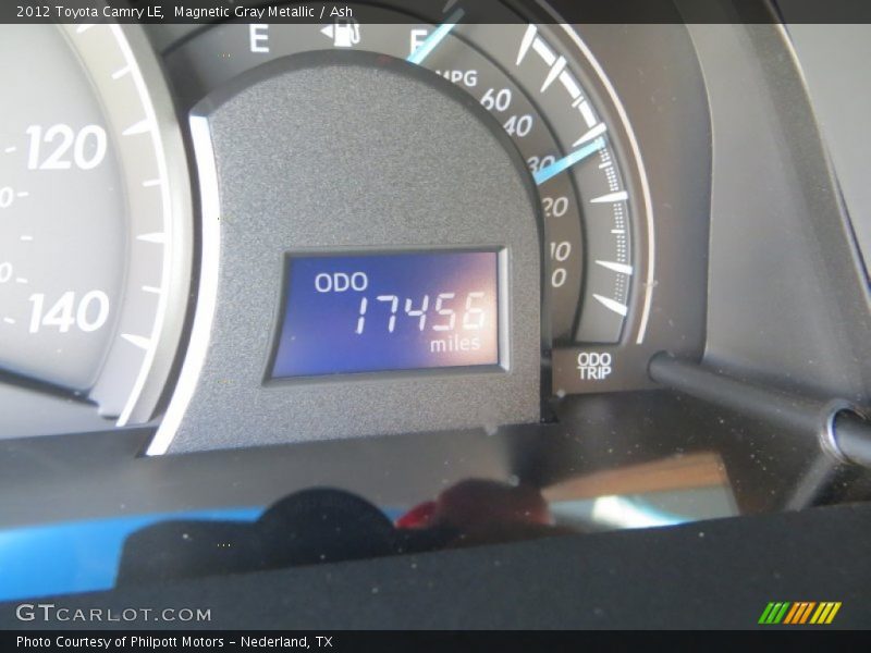 Magnetic Gray Metallic / Ash 2012 Toyota Camry LE
