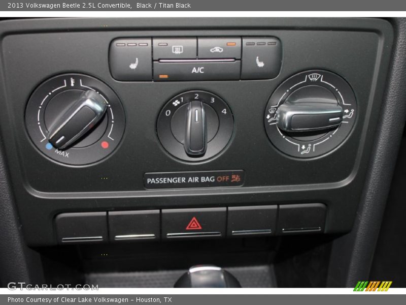 Black / Titan Black 2013 Volkswagen Beetle 2.5L Convertible