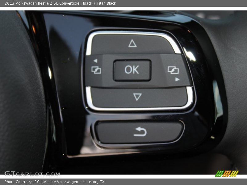 Black / Titan Black 2013 Volkswagen Beetle 2.5L Convertible
