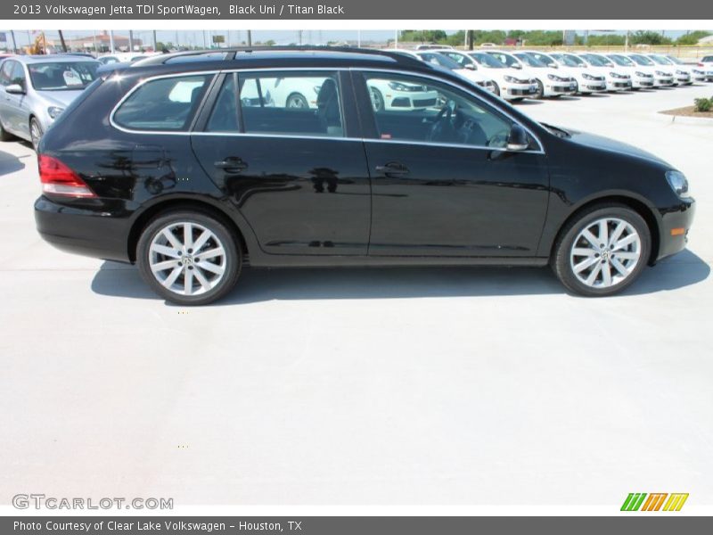 Black Uni / Titan Black 2013 Volkswagen Jetta TDI SportWagen