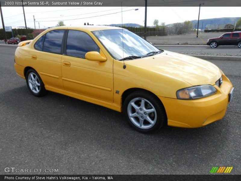 Sunburst Yellow / Stone Gray 2003 Nissan Sentra SE-R