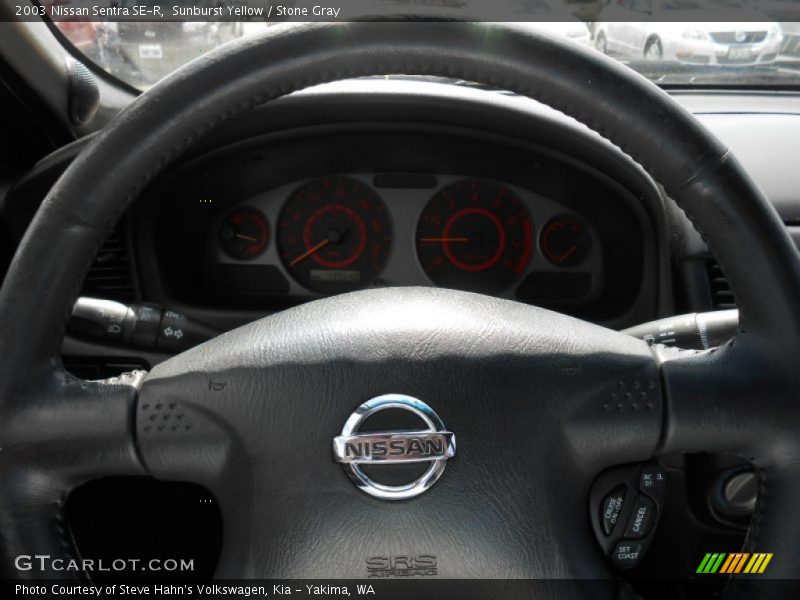 Sunburst Yellow / Stone Gray 2003 Nissan Sentra SE-R