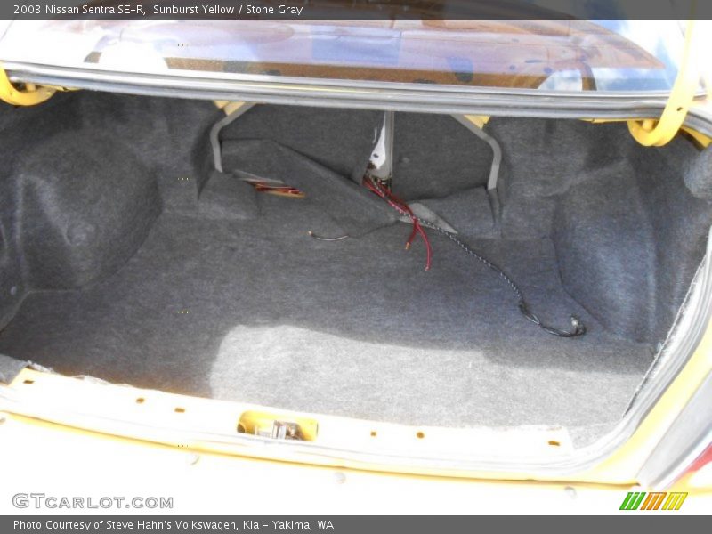 Sunburst Yellow / Stone Gray 2003 Nissan Sentra SE-R