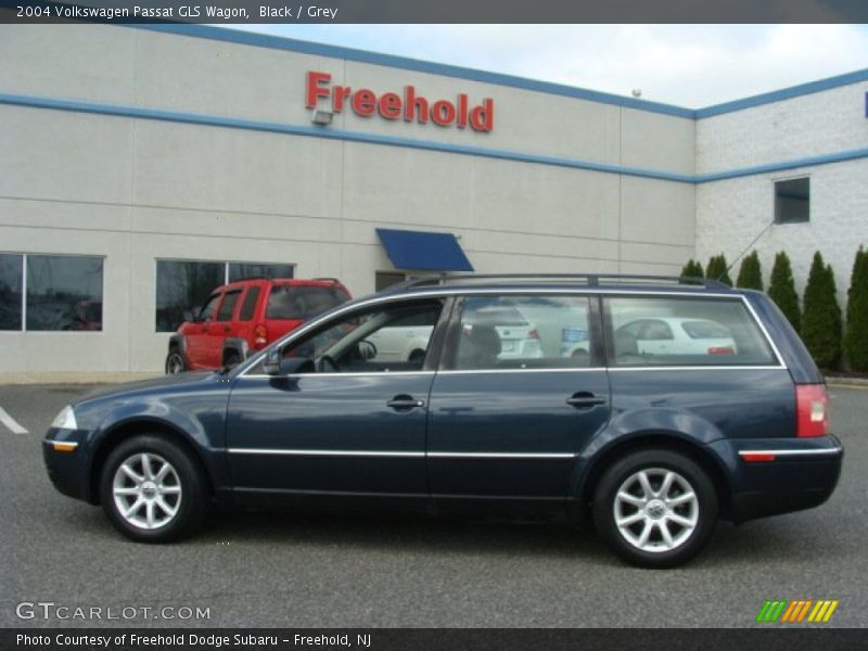 Black / Grey 2004 Volkswagen Passat GLS Wagon