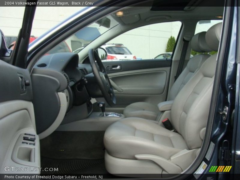 Black / Grey 2004 Volkswagen Passat GLS Wagon