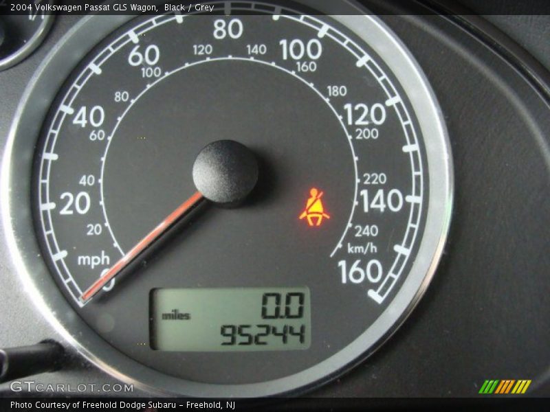 Black / Grey 2004 Volkswagen Passat GLS Wagon