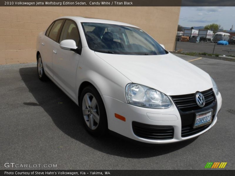 Candy White / Titan Black 2010 Volkswagen Jetta Wolfsburg Edition Sedan