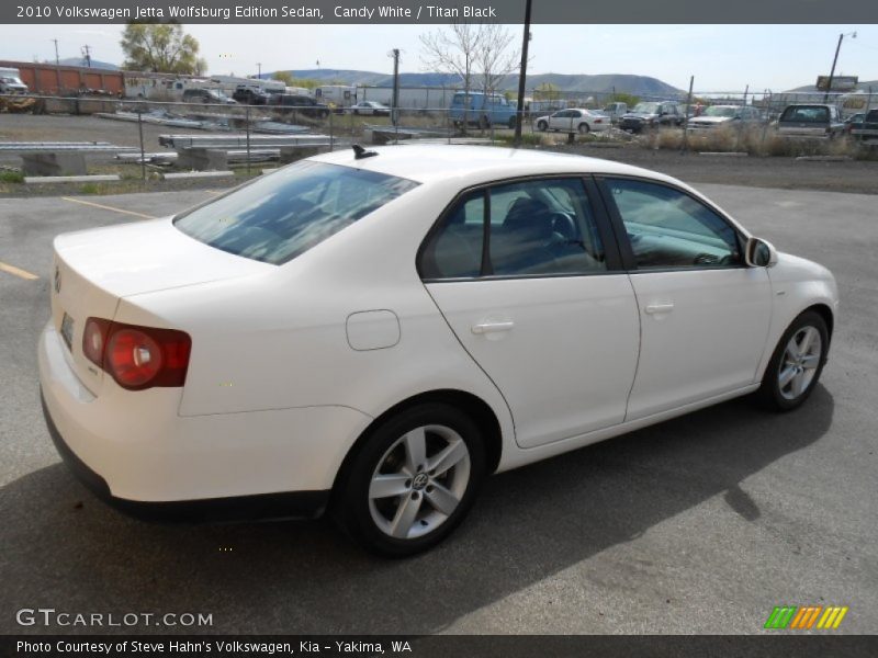 Candy White / Titan Black 2010 Volkswagen Jetta Wolfsburg Edition Sedan