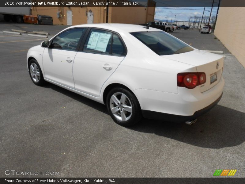 Candy White / Titan Black 2010 Volkswagen Jetta Wolfsburg Edition Sedan