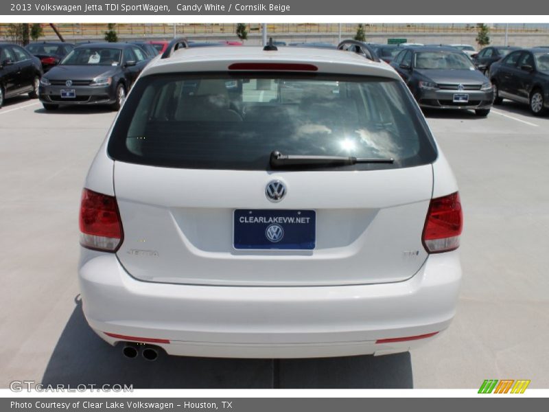 Candy White / Cornsilk Beige 2013 Volkswagen Jetta TDI SportWagen
