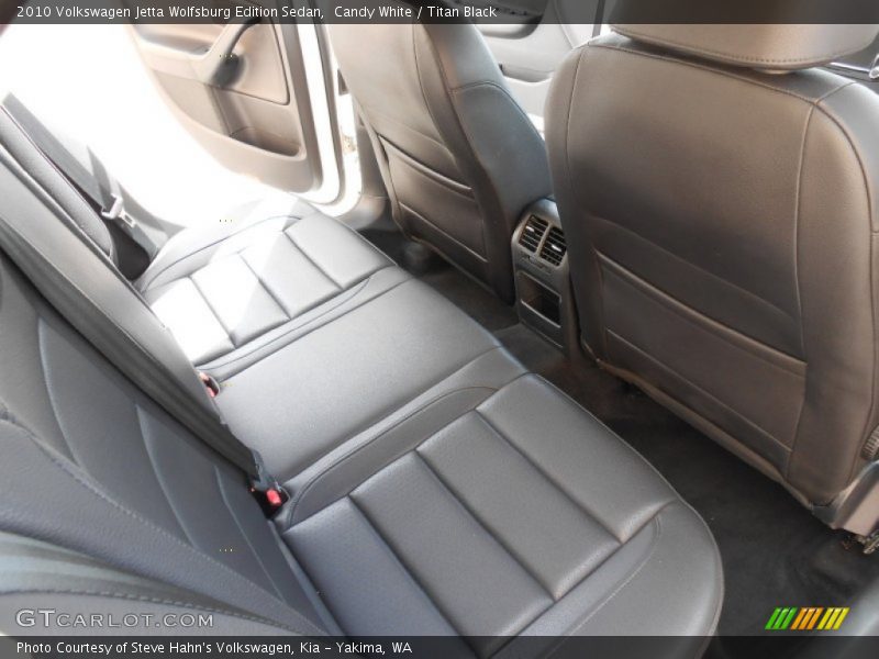 Candy White / Titan Black 2010 Volkswagen Jetta Wolfsburg Edition Sedan