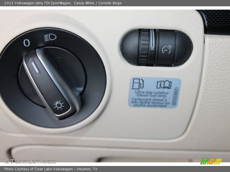 Candy White / Cornsilk Beige 2013 Volkswagen Jetta TDI SportWagen
