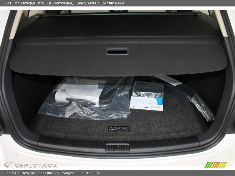 Candy White / Cornsilk Beige 2013 Volkswagen Jetta TDI SportWagen