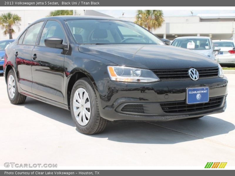 Black Uni / Titan Black 2013 Volkswagen Jetta S Sedan