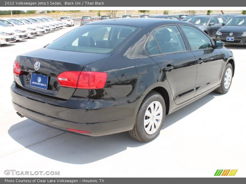 Black Uni / Titan Black 2013 Volkswagen Jetta S Sedan