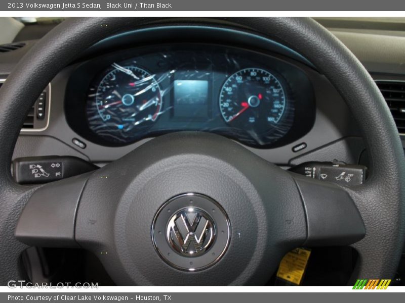 Black Uni / Titan Black 2013 Volkswagen Jetta S Sedan
