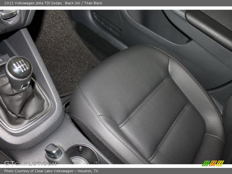 Black Uni / Titan Black 2013 Volkswagen Jetta TDI Sedan