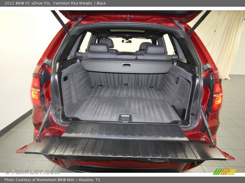  2013 X5 xDrive 50i Trunk