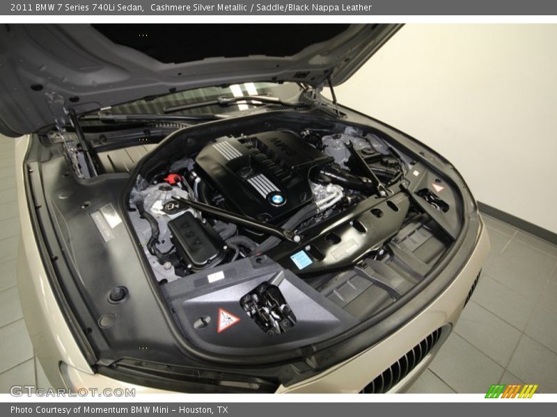 Cashmere Silver Metallic / Saddle/Black Nappa Leather 2011 BMW 7 Series 740Li Sedan