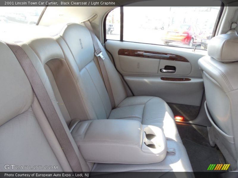 Black Clearcoat / Light Graphite 2001 Lincoln Town Car Cartier