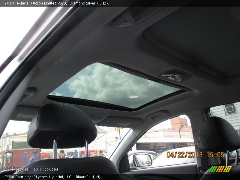 Diamond Silver / Black 2010 Hyundai Tucson Limited AWD