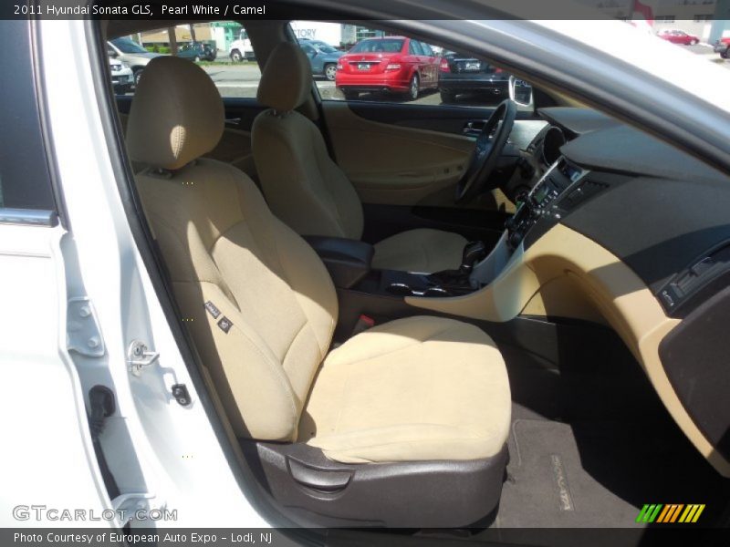 Pearl White / Camel 2011 Hyundai Sonata GLS