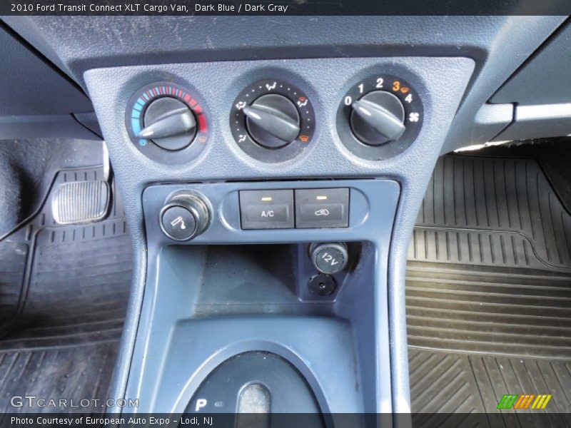 Controls of 2010 Transit Connect XLT Cargo Van