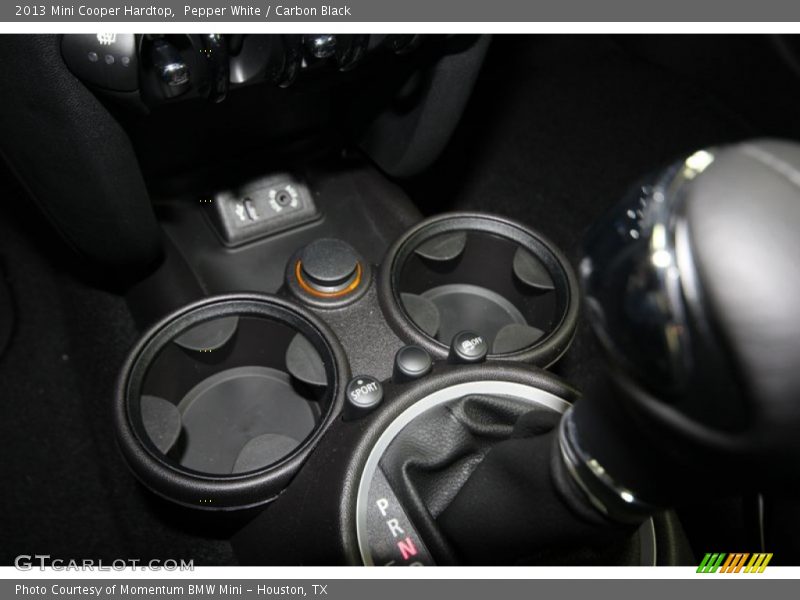 Pepper White / Carbon Black 2013 Mini Cooper Hardtop