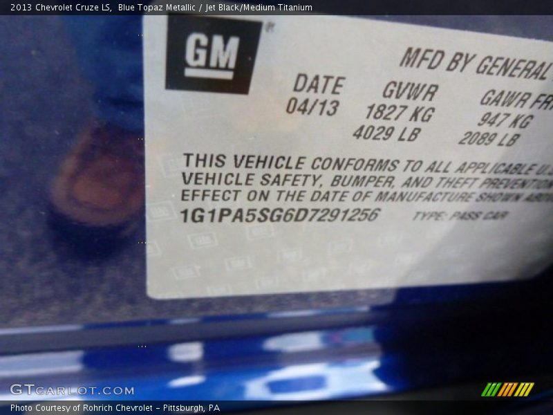 Blue Topaz Metallic / Jet Black/Medium Titanium 2013 Chevrolet Cruze LS