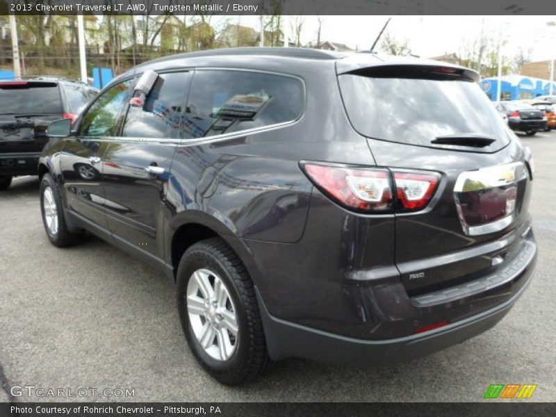 Tungsten Metallic / Ebony 2013 Chevrolet Traverse LT AWD